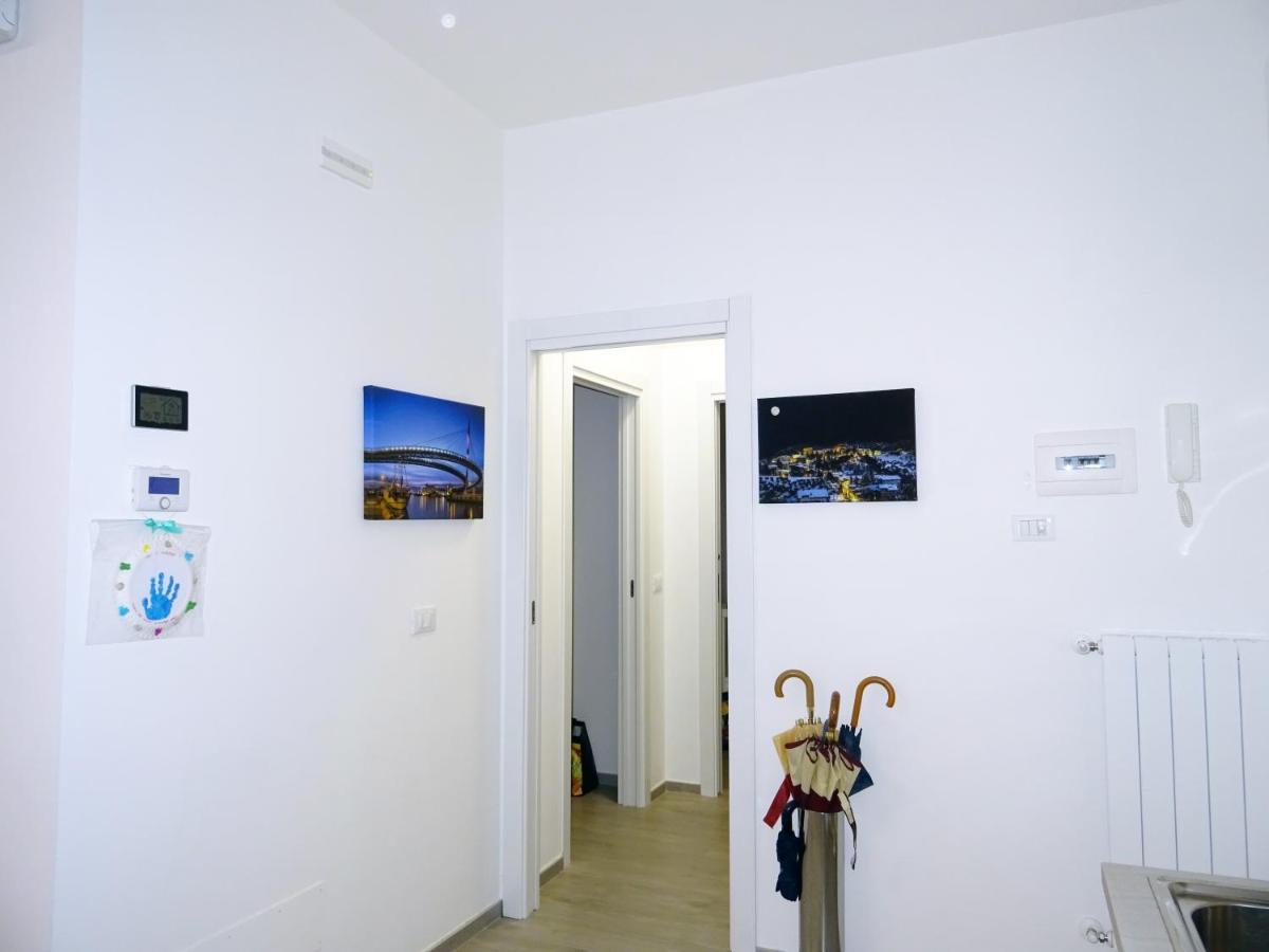 Appartamento Fronte Mare ペスカーラ エクステリア 写真